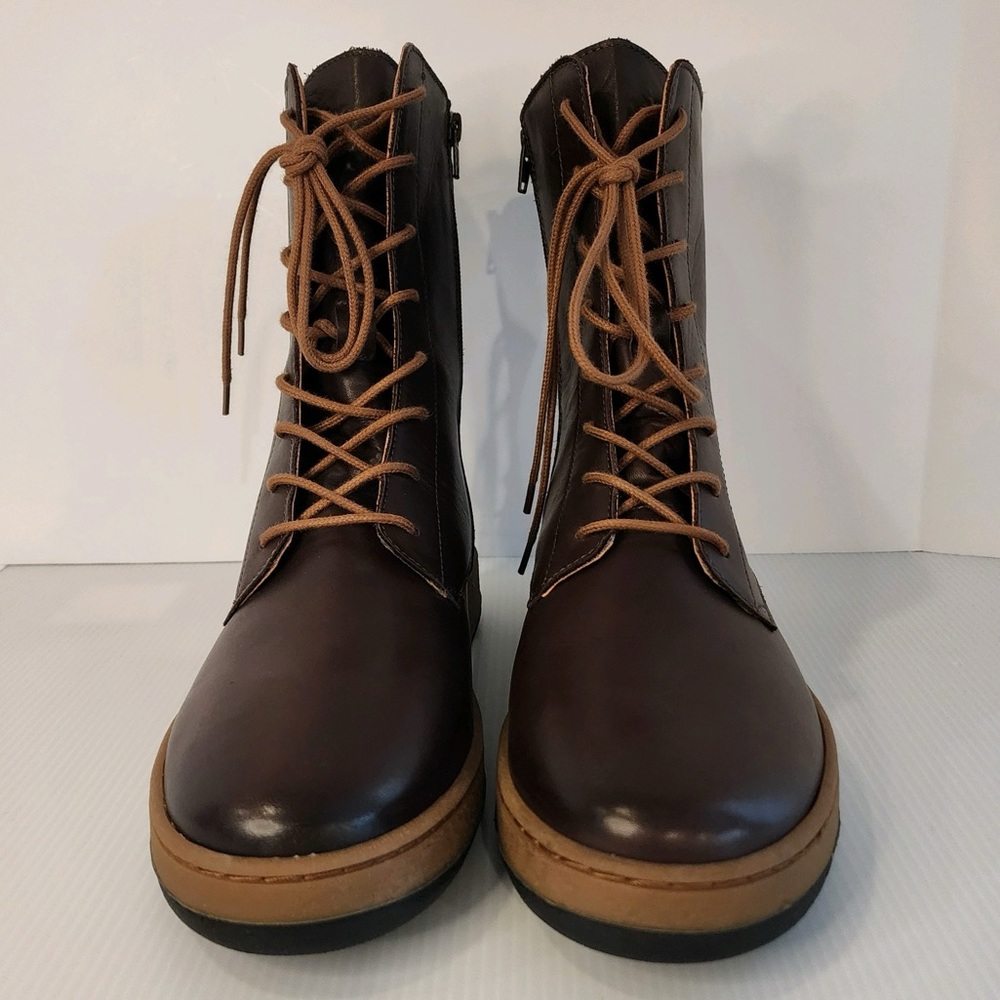 1980 NWOT Genuine Leather Upper&Lining, Lace&Zip Closure Portugal made Booties - Picture 2 of 15